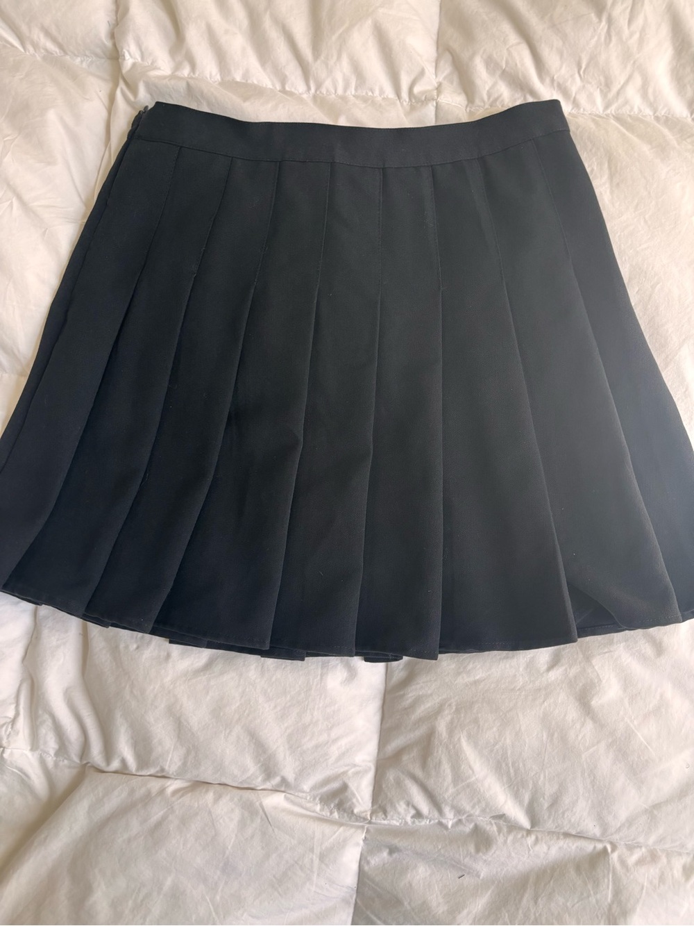 Women's Black Pleated Mini Skirt